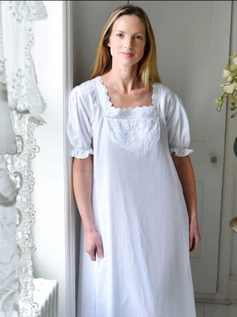 Audrey White Cotton Nightdress  Size 12-16