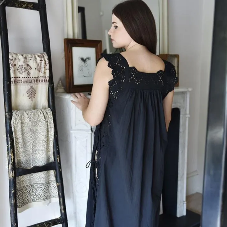 Betty, Black Sleeveless Cotton Nightdress With Side Ties