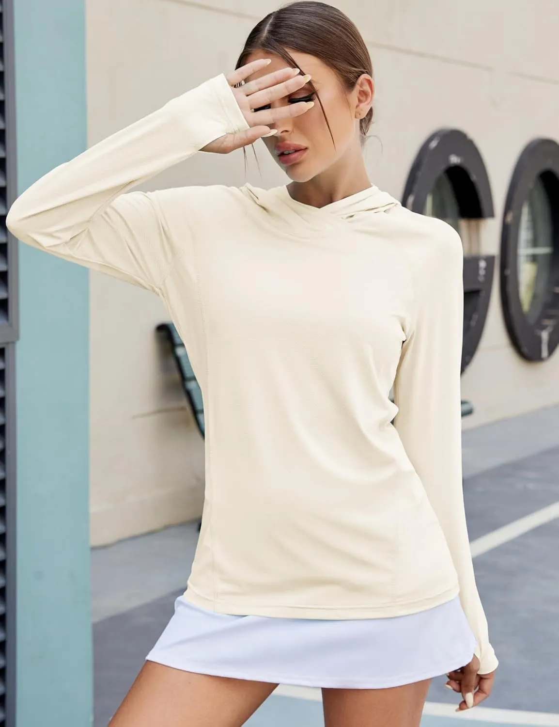 LUYAA Women's UPF 50  Sun Protection Hoodie Breathable Stretch Hiking Shirts Long Sleeve for Running Outdoor Workout